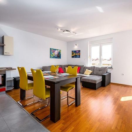 Laura House With Apartment Umag Buitenkant foto