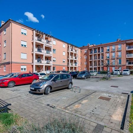 Laura House With Apartment Umag Buitenkant foto