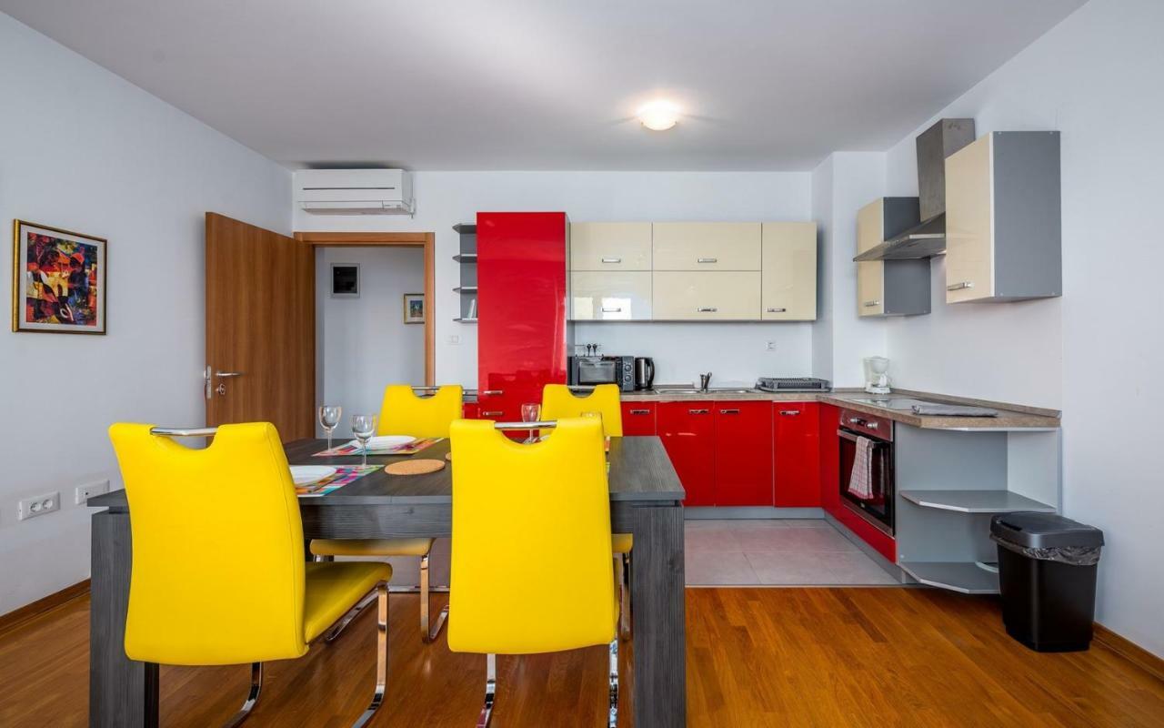 Laura House With Apartment Umag Buitenkant foto